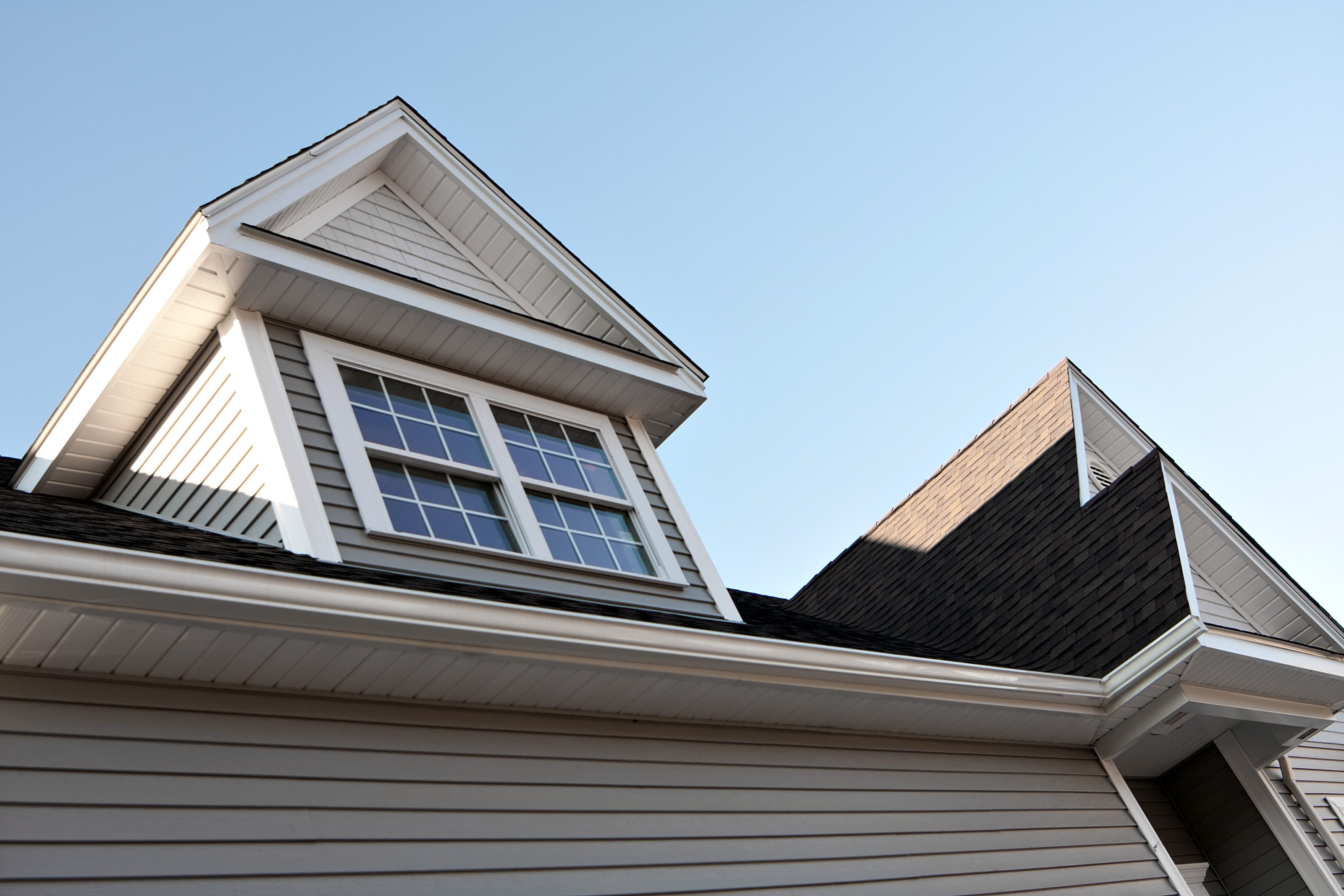 window gaps house air infiltration